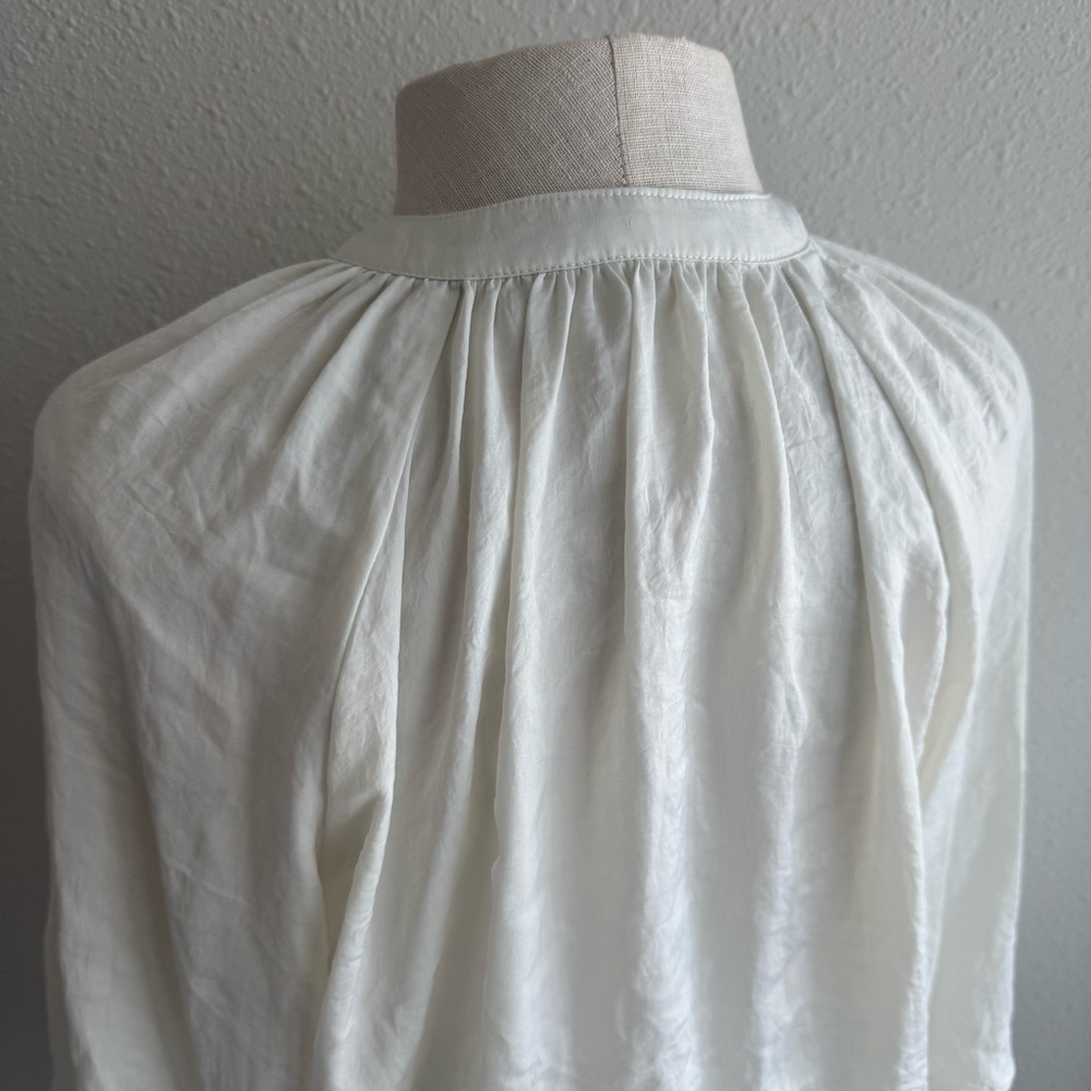 Gathered Long Sleeve Tie Neck Lace Trim Blouse - Picture 6 of 10